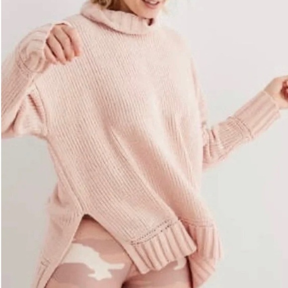 Aerie American Eagle Color brown Knot Chenille Turtleneck Sweater size XS - Picture 2 of 6